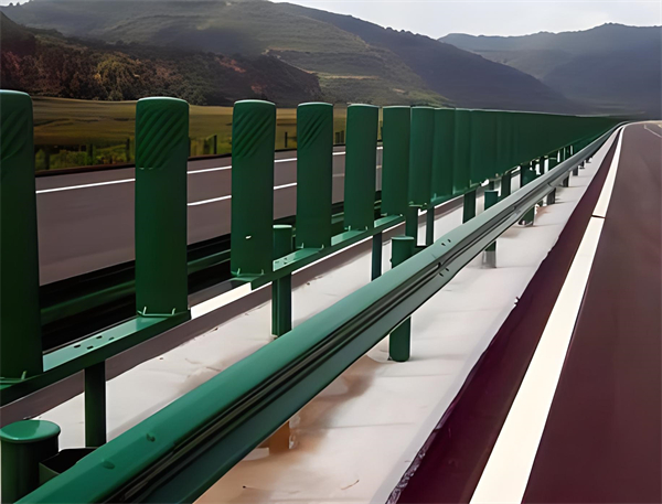 广州三波护栏板在高速公路的应用